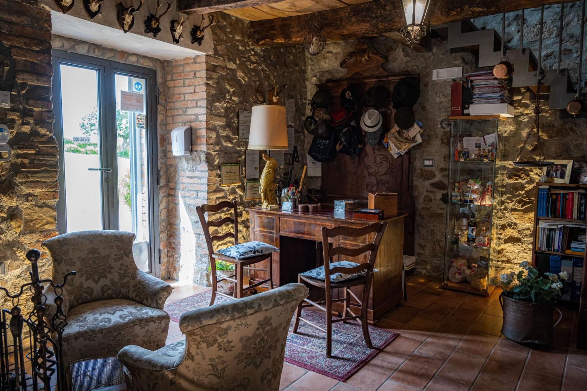 Country Relais La Torretta Baronale Guest House San Giorgio del Sannio Exterior photo